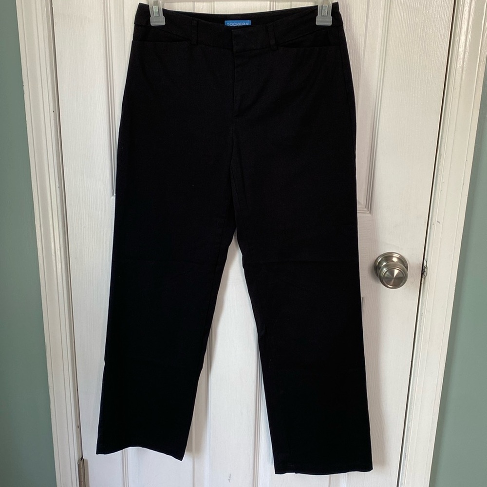 Dockers 6 short black dress pants